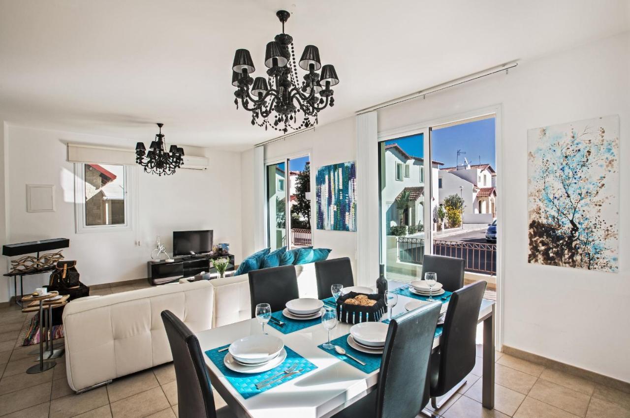 Seaspray Villa Protaras Eksteriør bilde