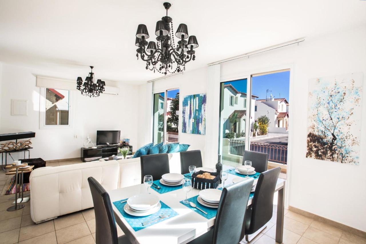 Seaspray Villa Protaras Eksteriør bilde